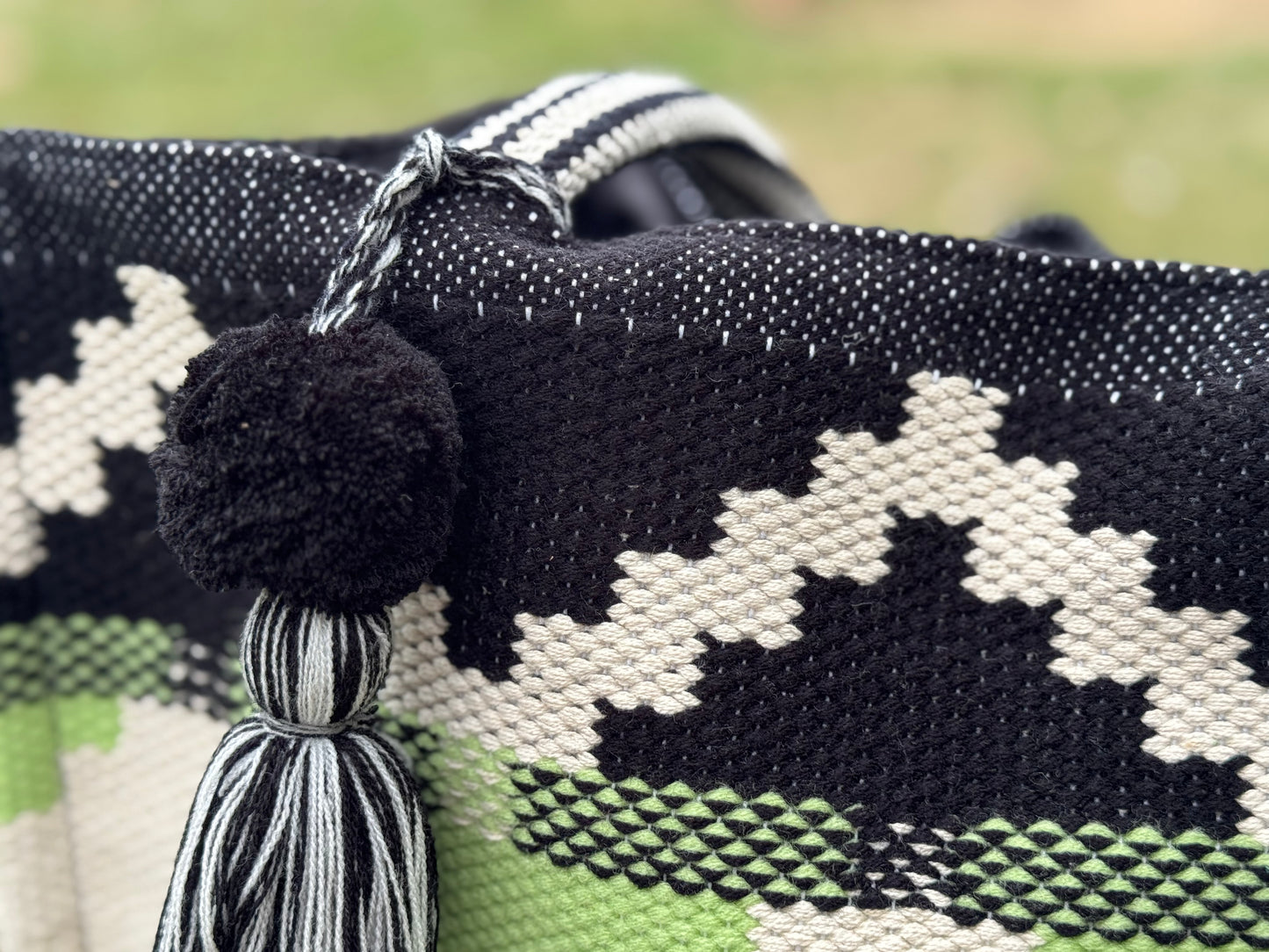 Aztec Garden Shopper